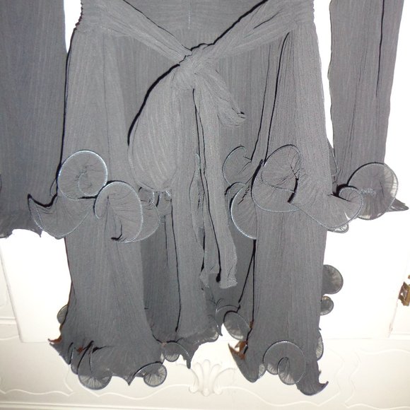 NWT Selfie Leslie Greta Tiered Ruffle Chiffon Long Sleeve Dress S Black - Picture 13 of 16